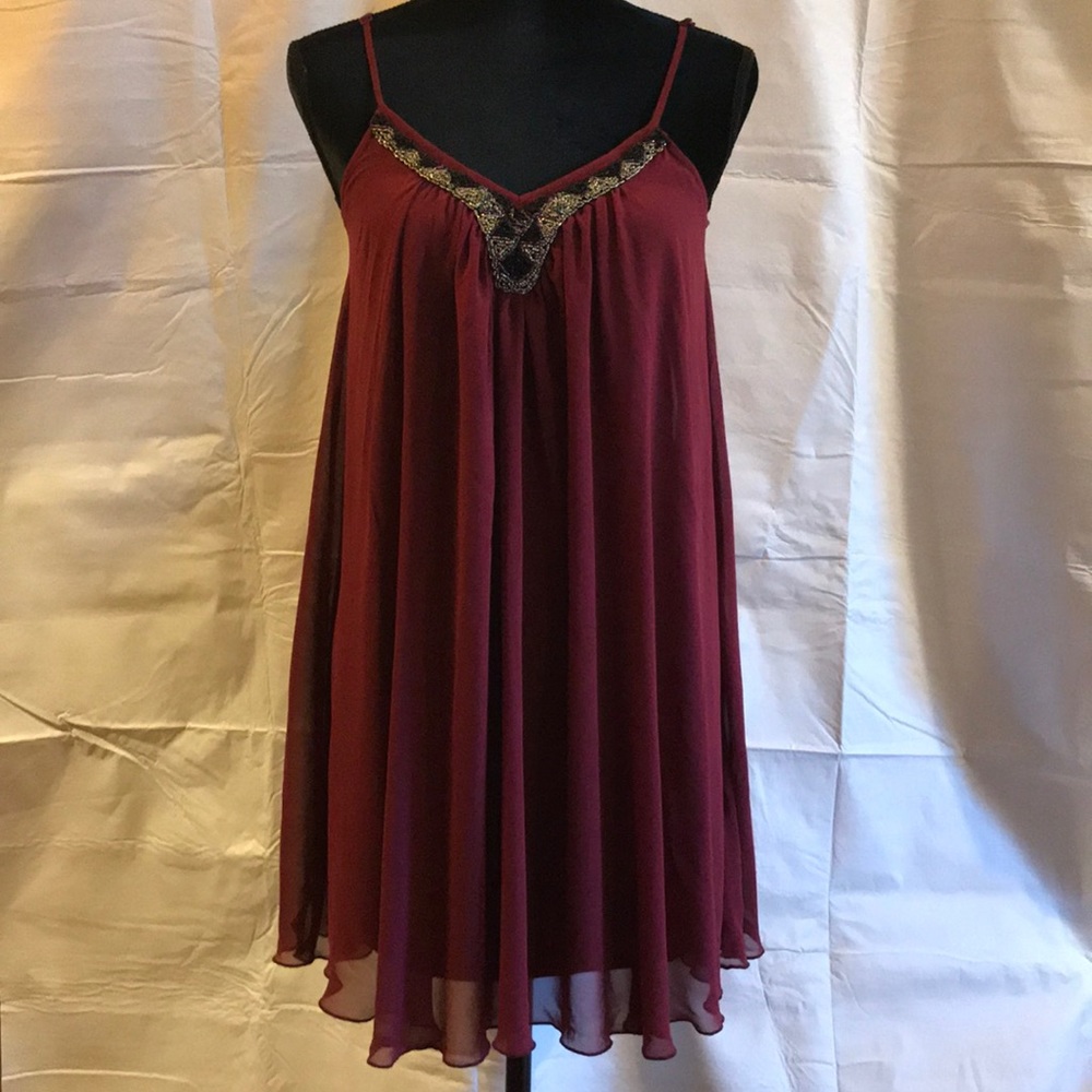 Express - burgundy and black dress